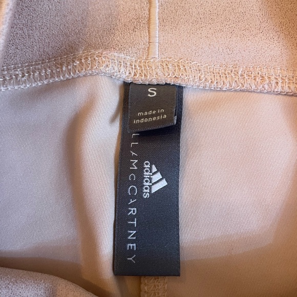 Stella Mcartney x Adidas Small Sports Bra and Biker Shorts - Picture 4 of 5